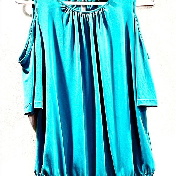 ENC COLD SHOULDER ,Silky,Cold Shoulder Summer Top - Picture 5 of 6